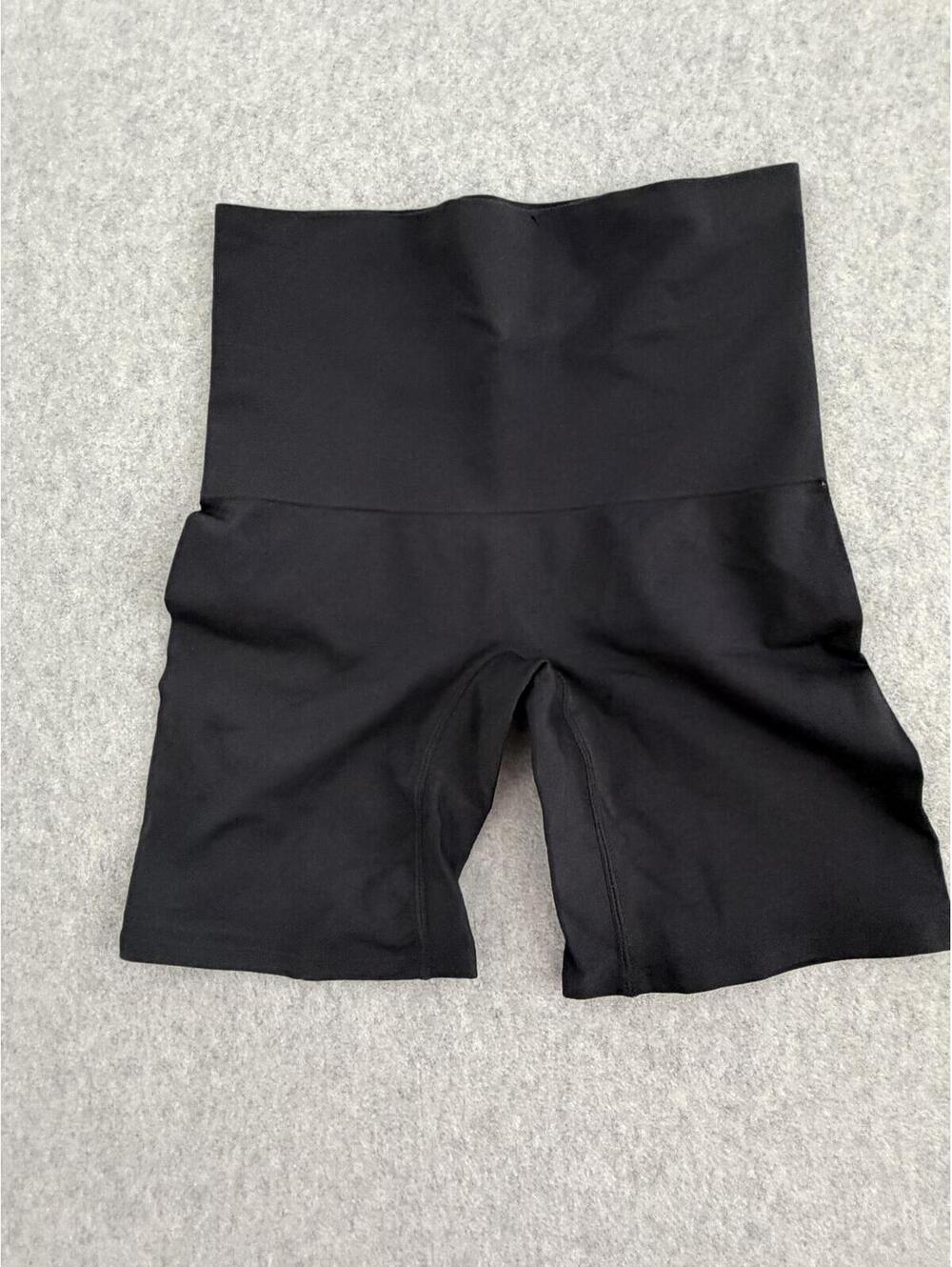 Maurice’s black shorts